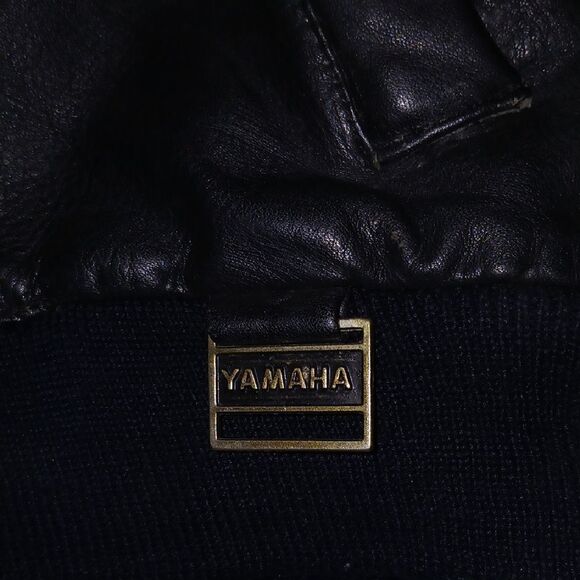 Yamaha Two-Tone Leather Jacket - Picture 5 of 13